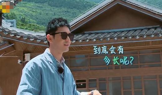 赵丽颖|《中餐厅》34度，赵丽颖穿秋装，脱妆过敏，林大厨被张亮怼