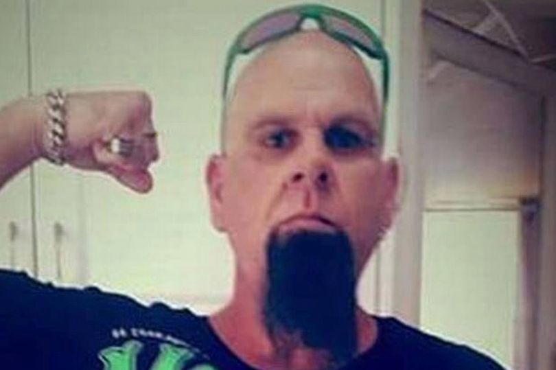 韦恩·威廉·唐宁|爷爷被哭声吵醒后摇晃3个月大孙子致其死亡，被判入狱7年