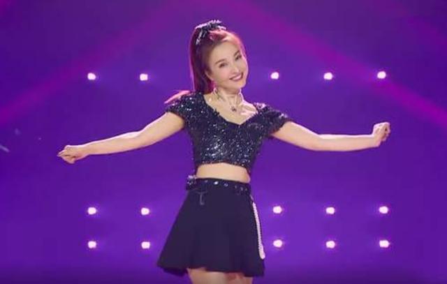 吴昕在乘风破浪唱跳俱佳在快乐大本营才艺平平是人设