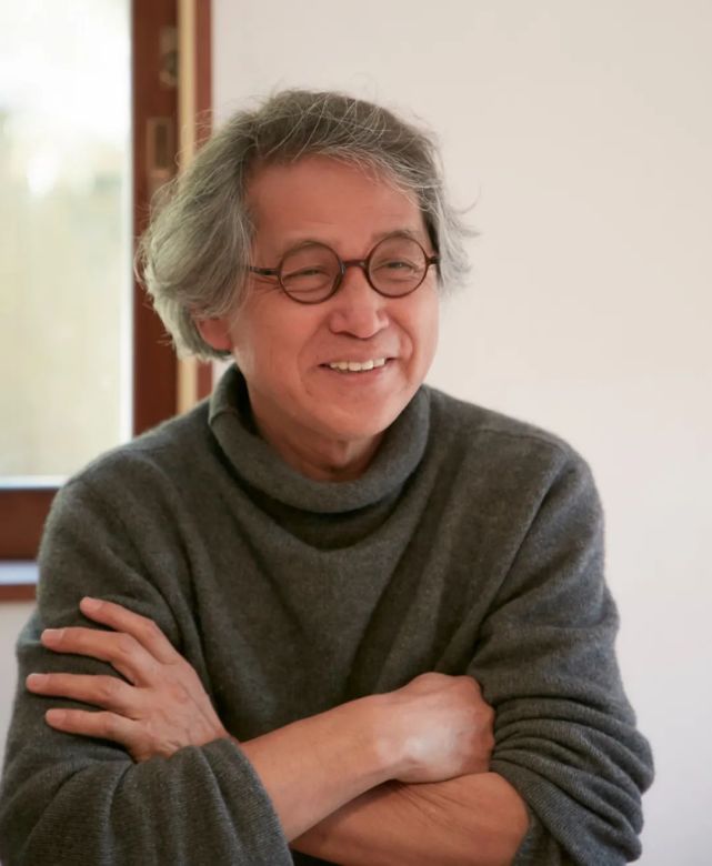 为村上春树设计住宅的建筑师 在北海道盖了这样一座面包房 建筑师 中村好文