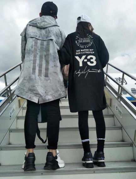 张馨予|张馨予与老公浪漫庆祝完结婚两周年后，开工一脸不情愿，表情萌翻