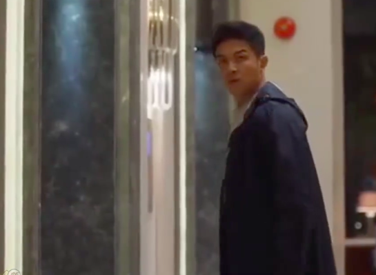 许幻山|许幻山偷腥后回家，撞见顾佳惊慌失措，为防老婆连儿子都利用