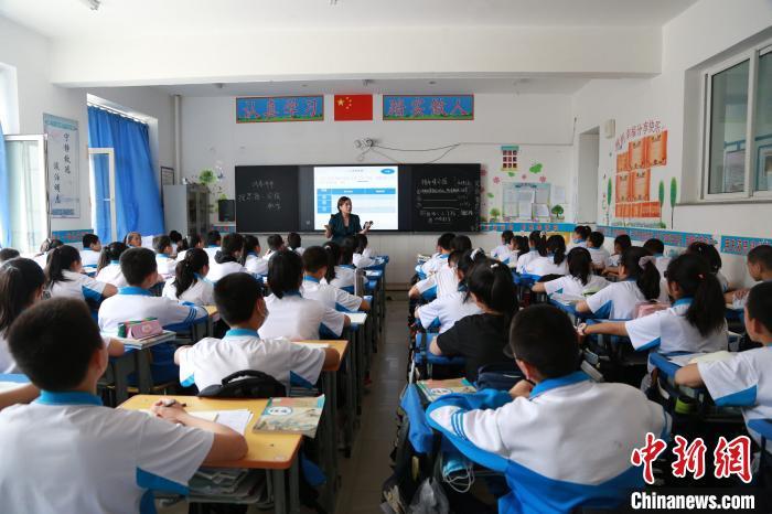 科右前旗|从北京到科右前旗 跨越1045公里的教育扶贫路