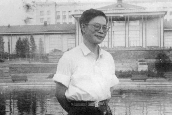 人造卫星|1970年，中国第一颗卫星发射，我们不能忘了钱骥这个名字