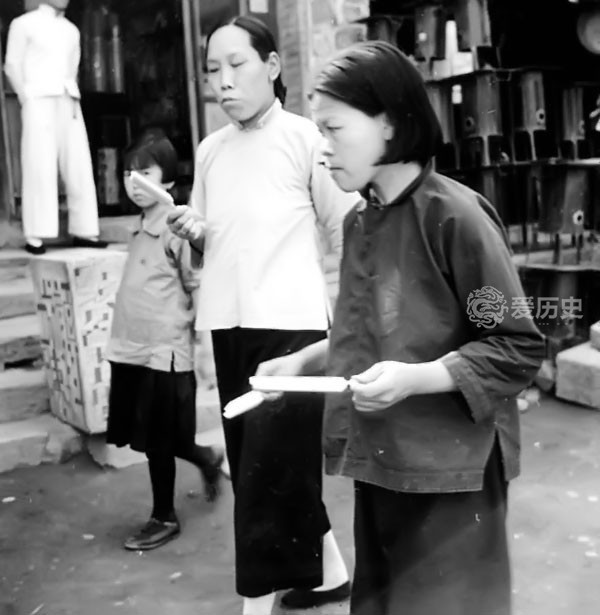 酸梅汤|民国时老北京的消暑方式 吃冰棍喝汽水 最爱的还是酸梅汤