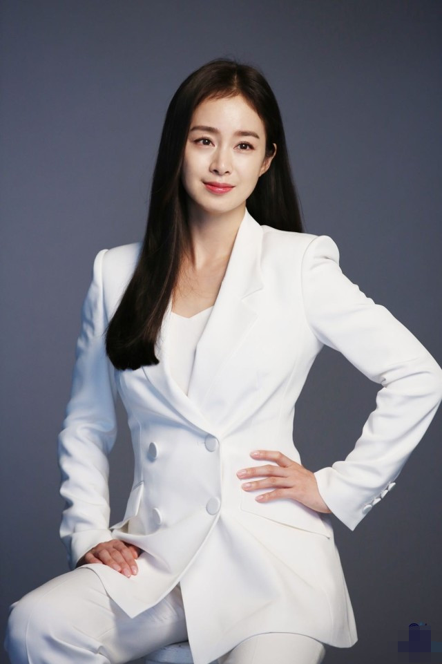 金泰希广告抄袭丈夫歌曲mvrain放言要对爱妻采取法律行动