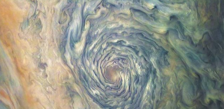 木星|出现在木星南极的神秘五边形气旋，是为何物，又为何出现？