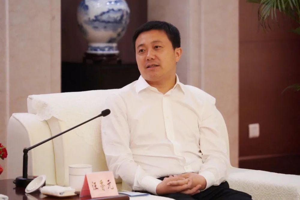 市委副书记,市长汪香元代表市委,市政府对北京工业大学,江苏省产业