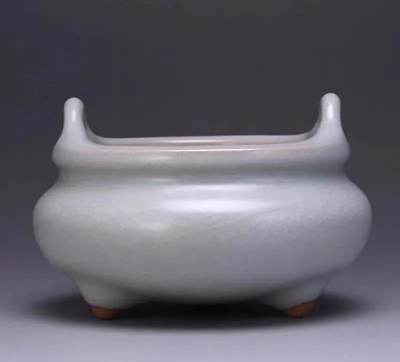 蔡晓芳|晓芳仿汝瓷窥见出水芙蓉的宋式美学