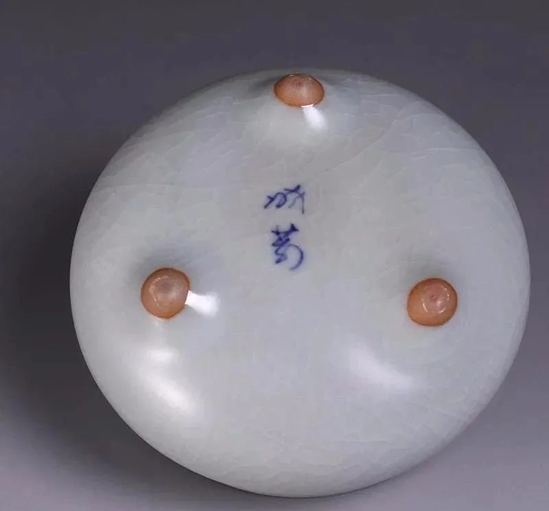 蔡晓芳|晓芳仿汝瓷窥见出水芙蓉的宋式美学