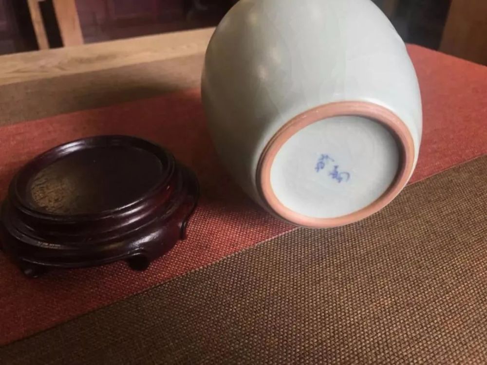 蔡晓芳|晓芳仿汝瓷窥见出水芙蓉的宋式美学