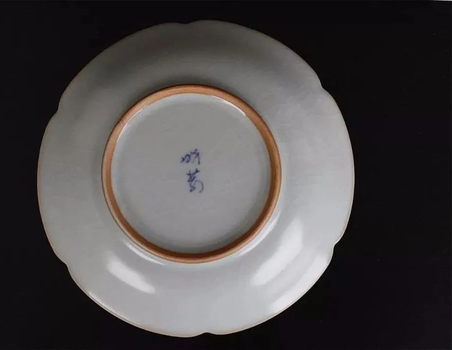 蔡晓芳|晓芳仿汝瓷窥见出水芙蓉的宋式美学