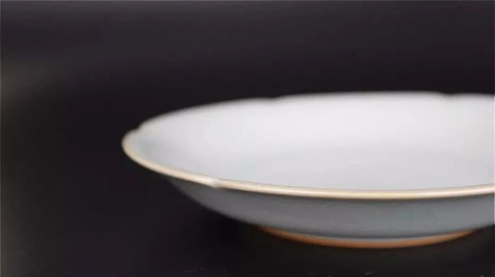 蔡晓芳|晓芳仿汝瓷窥见出水芙蓉的宋式美学