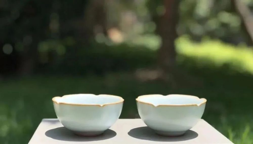 蔡晓芳|晓芳仿汝瓷窥见出水芙蓉的宋式美学