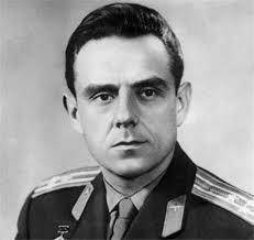 弗拉基米尔·科马洛夫|航天史上最悲壮的一具骸骨，他升空前就知道回不来，曾发出绝望怒吼