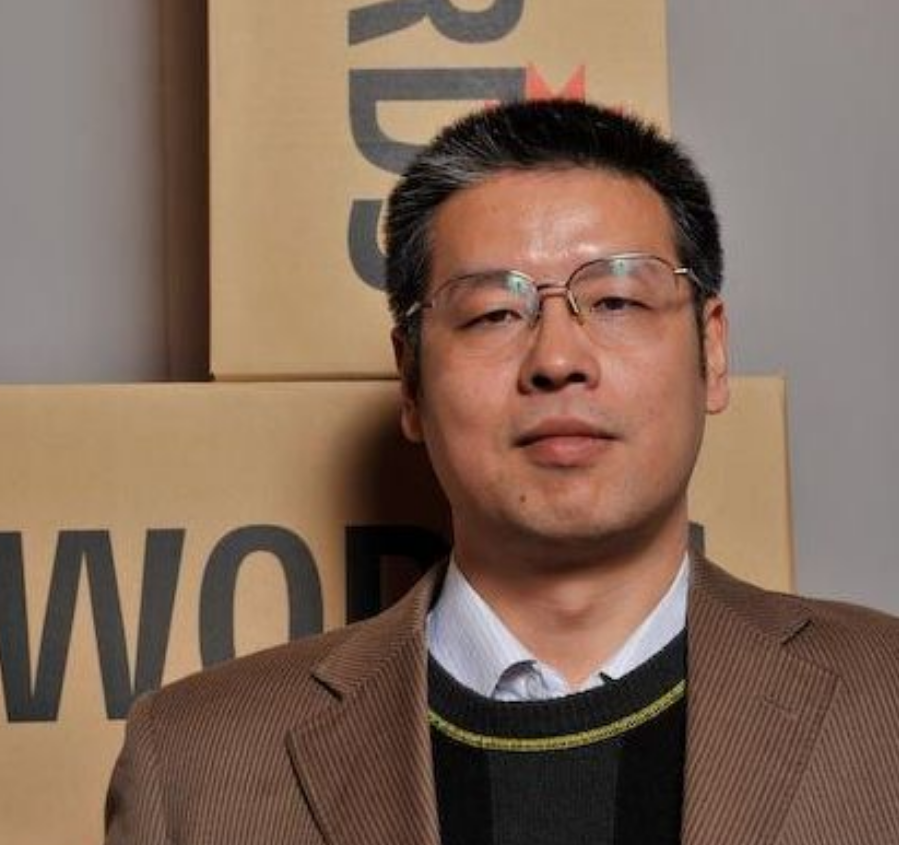 无字天书|现代诗人在纸上画了个点，称是一首诗，是天才之作还是亵渎诗歌？