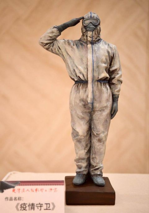 天津泥人张|天津泥人张 为抗疫英雄塑像