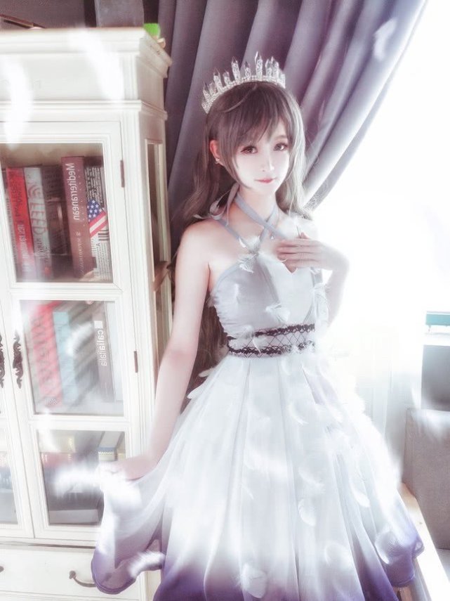 闪耀暖暖莉莉丝女王cos 梦中女神|莉莉丝|女神|cosplay
