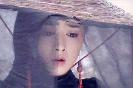 木婉清|骑黑马，种玫瑰，满身异香，冷若冰霜，泼若男子的木婉清