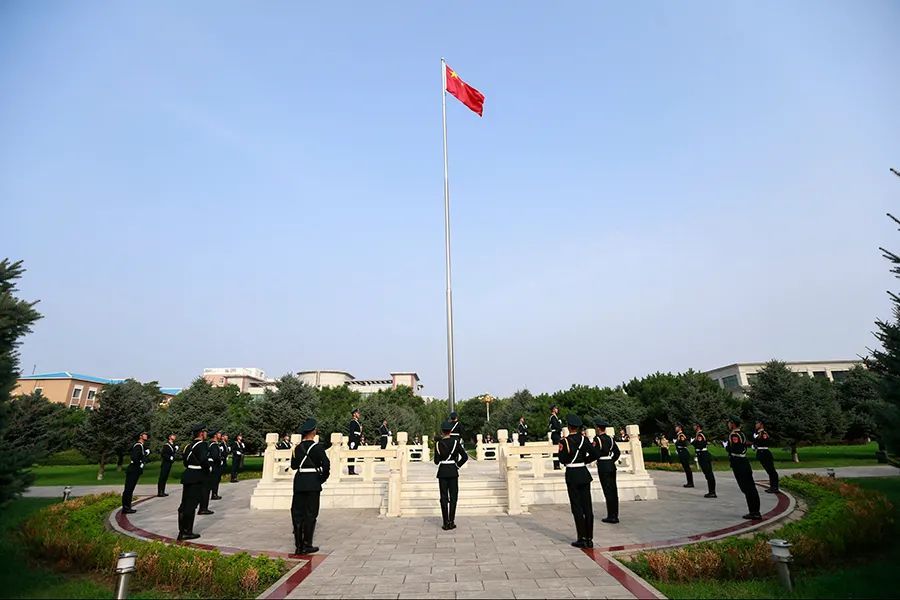 庄重!感动!温馨!这个单位庆"八一"活动仪式感满满_腾讯新闻