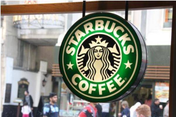 麦当劳|美国餐饮“至暗时刻”：15年最差麦当劳，亏损49亿星巴克