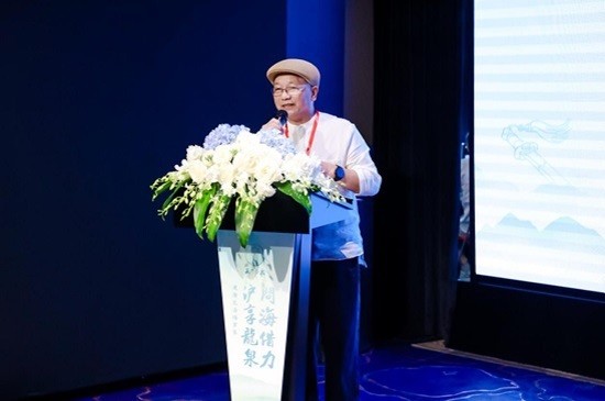 龙泉剑|这一次，上海之巅为2600岁的龙泉宝剑和1700岁的龙泉青瓷“带货”