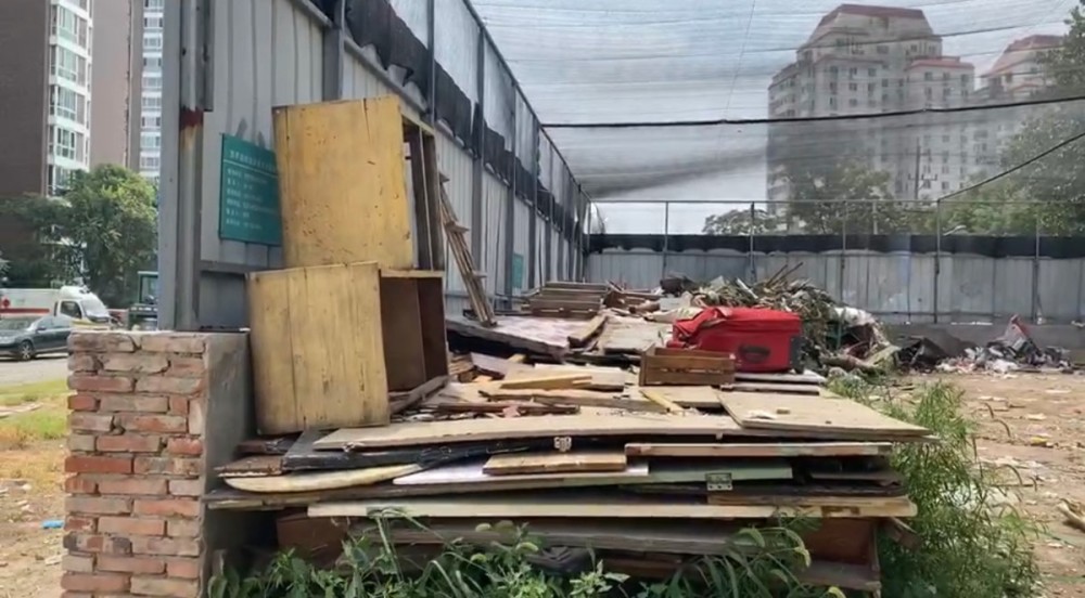 西罗园街道|闲置空地成了露天垃圾场 街道：将整治环境