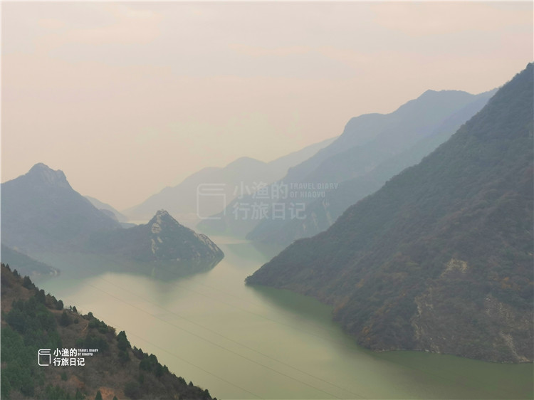 秦岭北麓“黑色”河流，藏绝美自驾风景