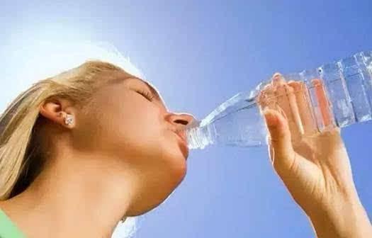 晨尿|若“晨尿”没有这4种表现，多半说明肾脏挺好，值得庆贺