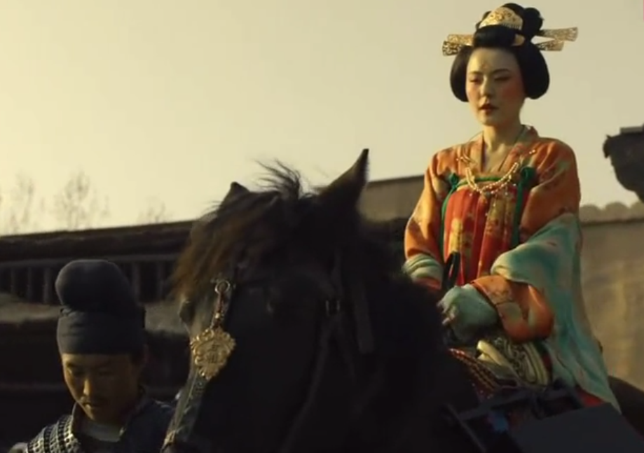 三十而已|《三十而已》那叫贵妇圈？看过大唐的贵妇圈，网友表示：真高级！