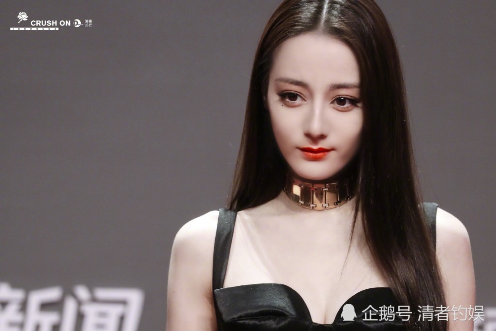 迪丽热巴|美哭了！迪丽热巴着高开叉长裙亮相《长歌行》活动，绝美妖艳！
