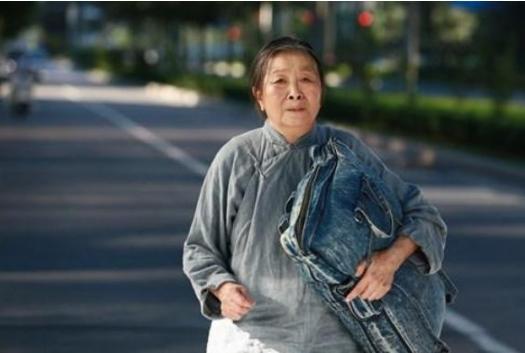 张少华|“丑娘”83岁“人设崩塌”，张少华长得丑心更丑？骗了观众54年