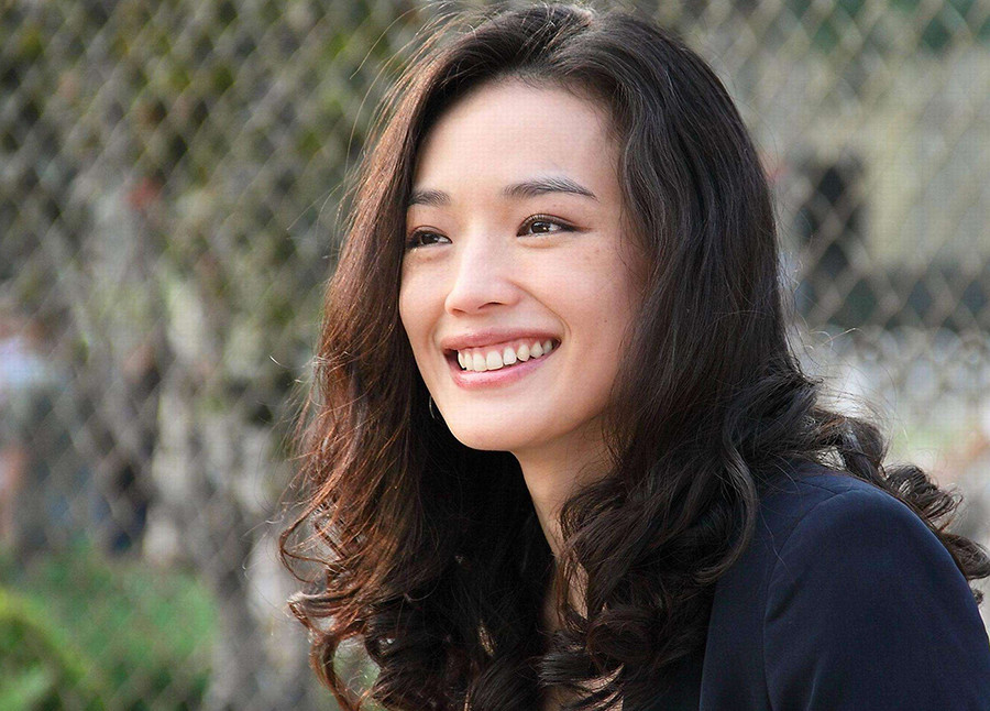 舒淇|舒淇夫妇罕同框！两人甜蜜合照如胶似漆，冯德伦胡子花白显沧桑