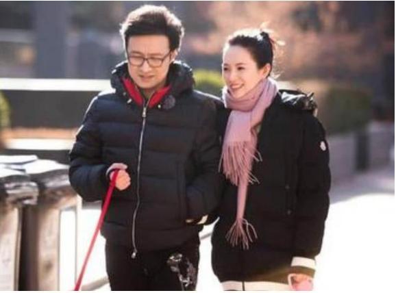 章子怡|14年前，陈婷打张艺谋耳光内幕，深夜去酒店房间发现章子怡