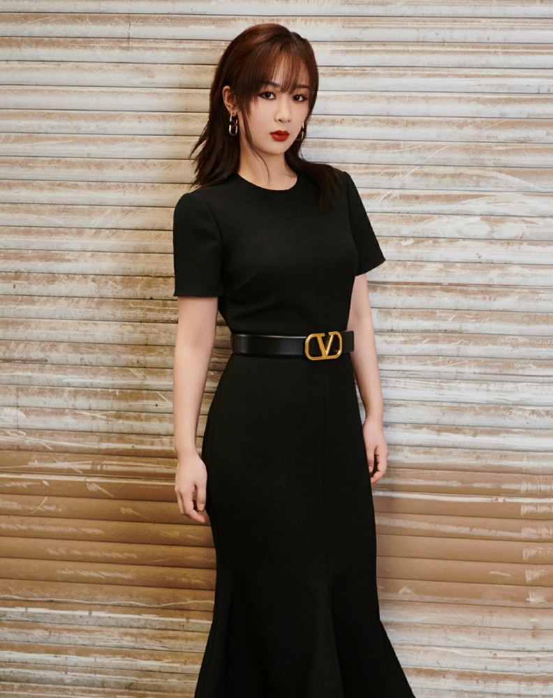 杨幂|杨幂杨紫吴亦凡陈伟霆吴磊并排而坐，粉丝拍到五人侧颜，说不羡慕攀比是假的