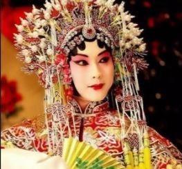 国家一级演员|19岁欲投河自尽，跟着乞丐要饭，国家一级演员李玉刚成名血泪史