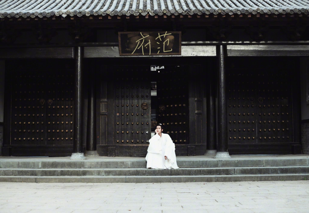 雪中悍刀行|《雪中悍刀行》首发预告，主角造型公布，张若昀好帅，张天爱太飒