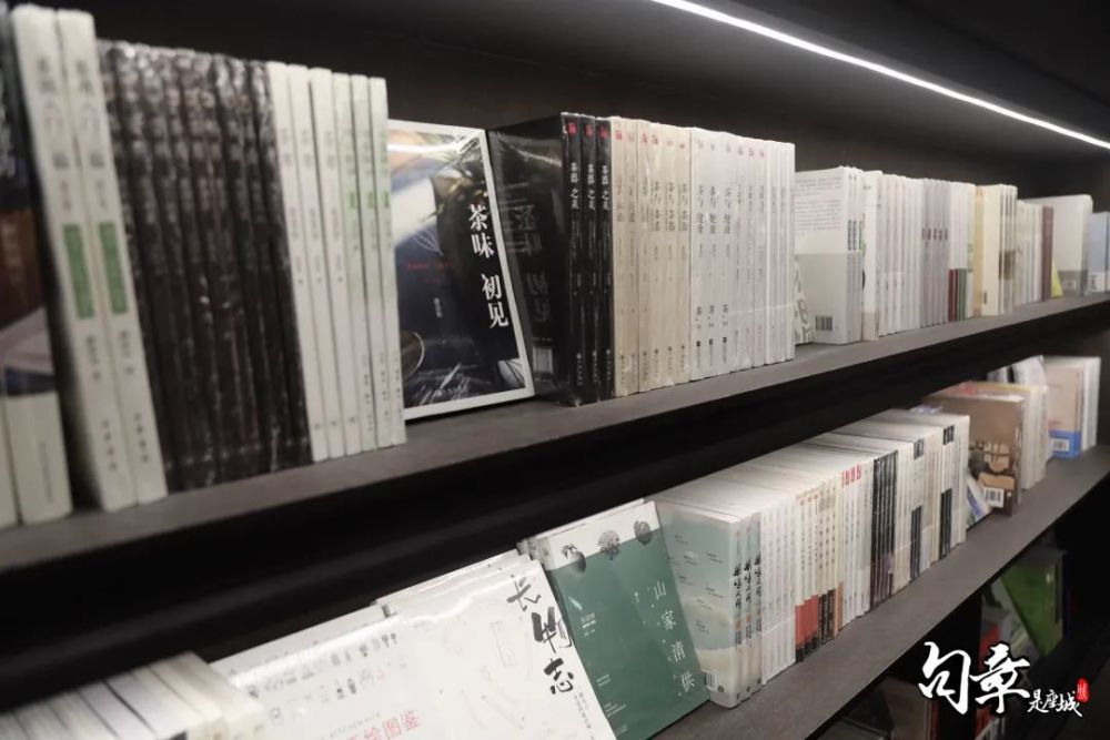 书店|这家颜值与实力并存的书店，是我理想中书店的模样