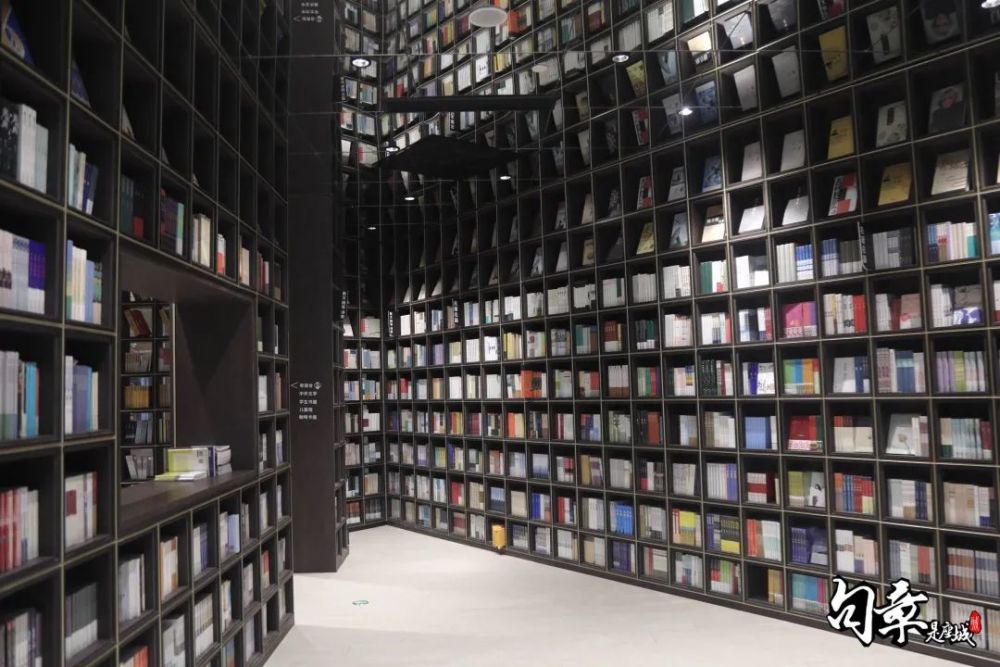 书店|这家颜值与实力并存的书店，是我理想中书店的模样