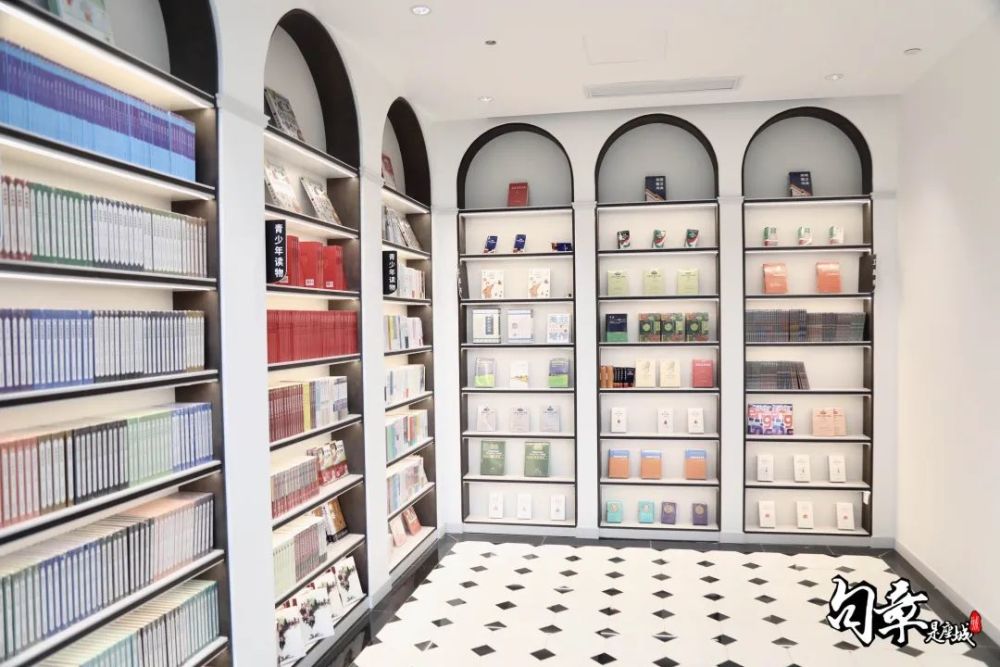 书店|这家颜值与实力并存的书店，是我理想中书店的模样