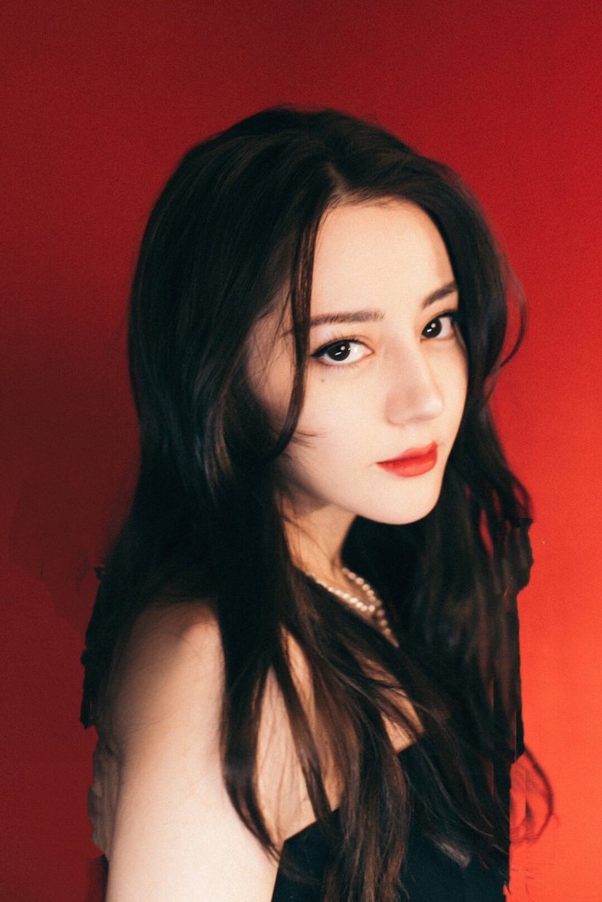 你是我的荣耀|《你是我的荣耀》官宣，杨洋迪丽热巴主演，肖战郑爽终究是炮灰