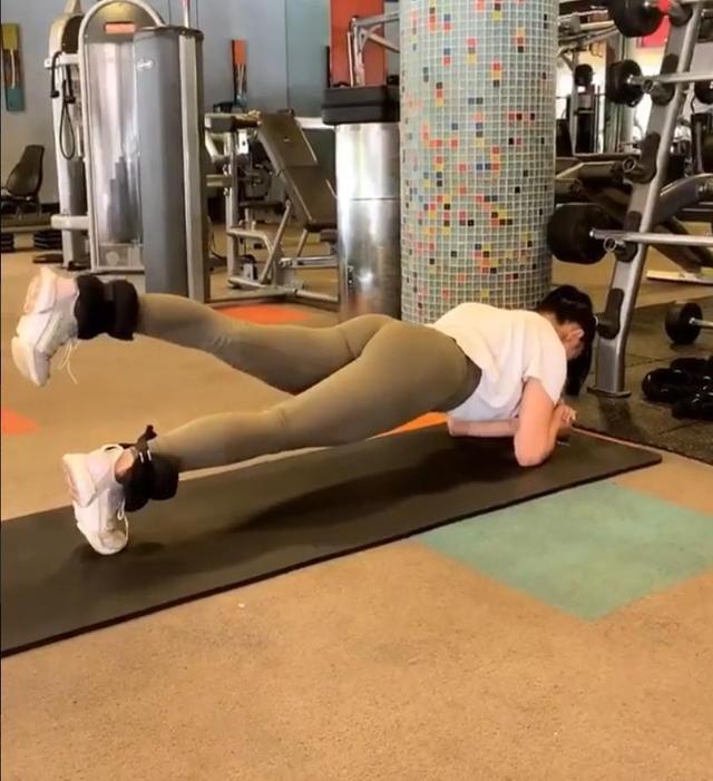 阿黛尔|阿黛尔暴瘦近照又双叒惊呆全世界！网友完全认不出：你到底是谁