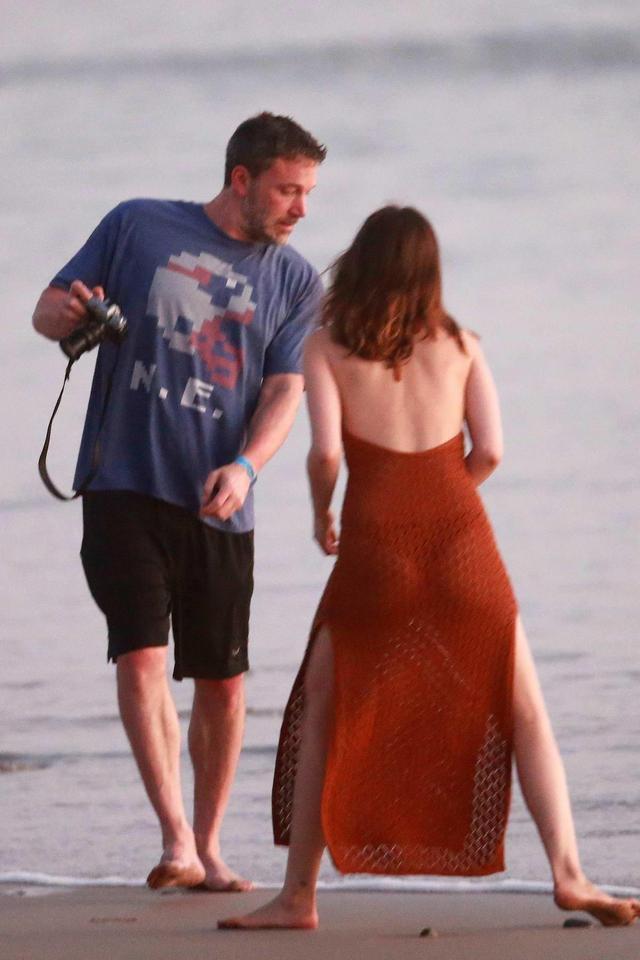 阿黛尔|阿黛尔暴瘦近照又双叒惊呆全世界！网友完全认不出：你到底是谁