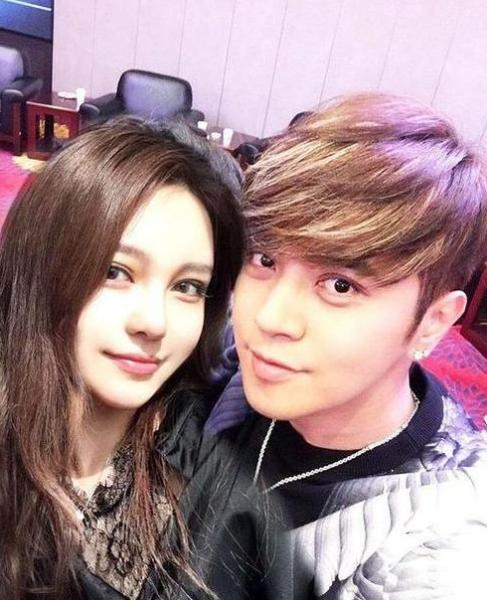 罗志祥|罗志祥全平台取关周扬青，疑似回应复合传闻，一直关注蝴蝶姐姐