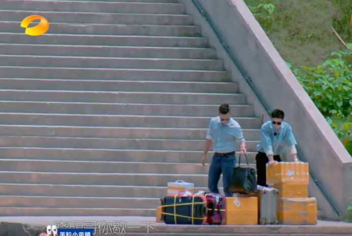 中餐厅4|《中餐厅4》变成了黄晓明个人的极限挑战，网友决定不再黑晓明