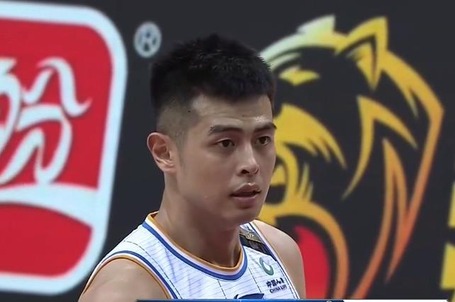 林书豪|北京轻取福建晋级后，迎不利！下轮对手太强，林书豪还能爆发吗？