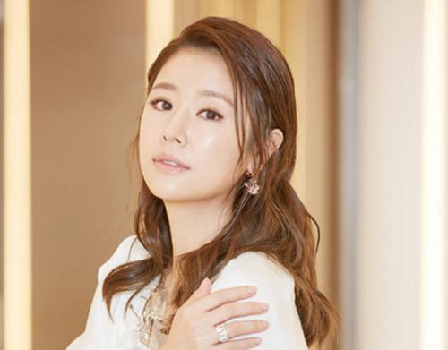 林心如|林心如44岁了貌似开始脱发？看完这组照片，你就明白了！