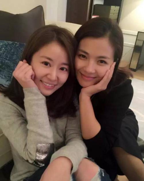 林心如|林心如44岁了貌似开始脱发？看完这组照片，你就明白了！