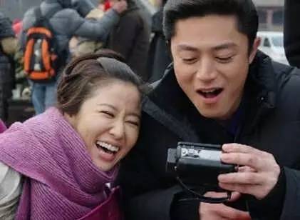 林心如|林心如44岁了貌似开始脱发？看完这组照片，你就明白了！