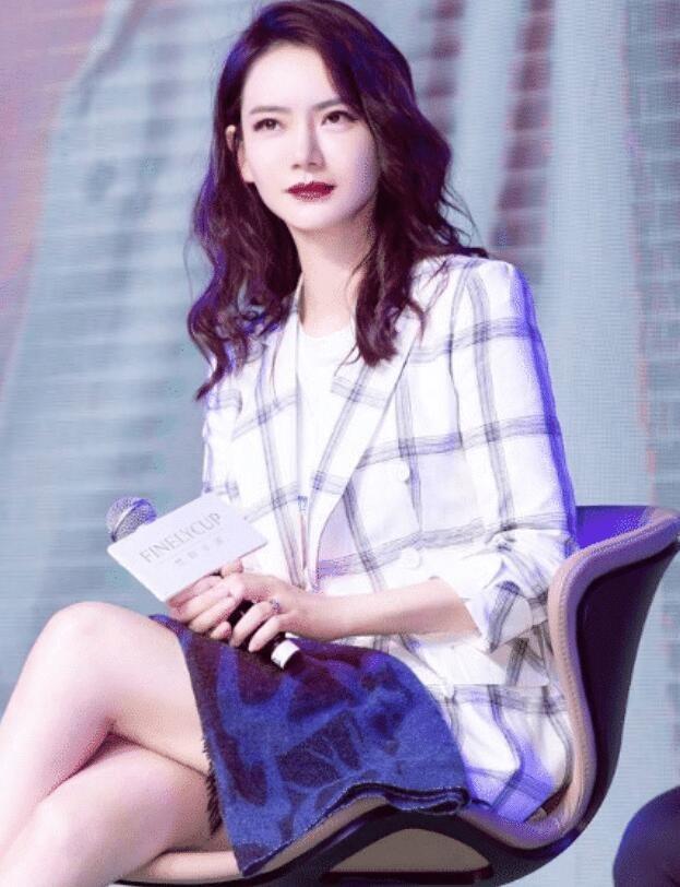 胡歌|明星们的两条不成文“规定”，打牌不喊戚薇，吃饭不叫胡歌